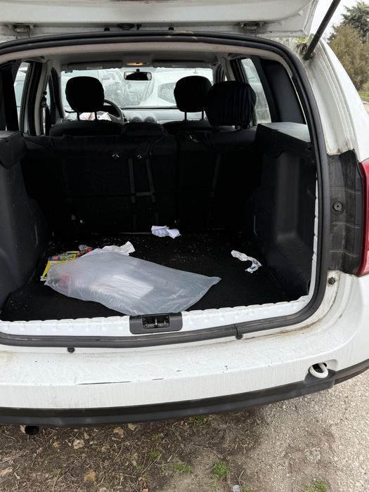 На части DACIA DUSTER 1.5dci disel  2013 година като нова