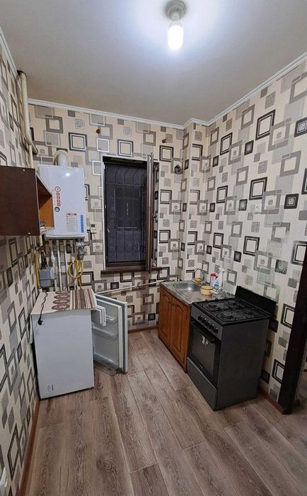 Срочно продаётся квартира 1/1/4