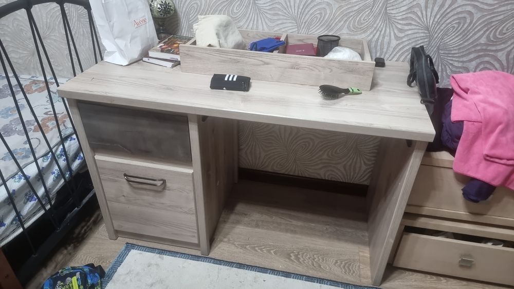 Детска мебель, парта, шкаф