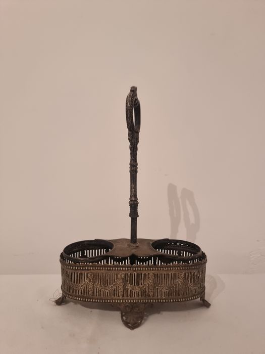 Suport metalic vintage cu mâner, decor clasic