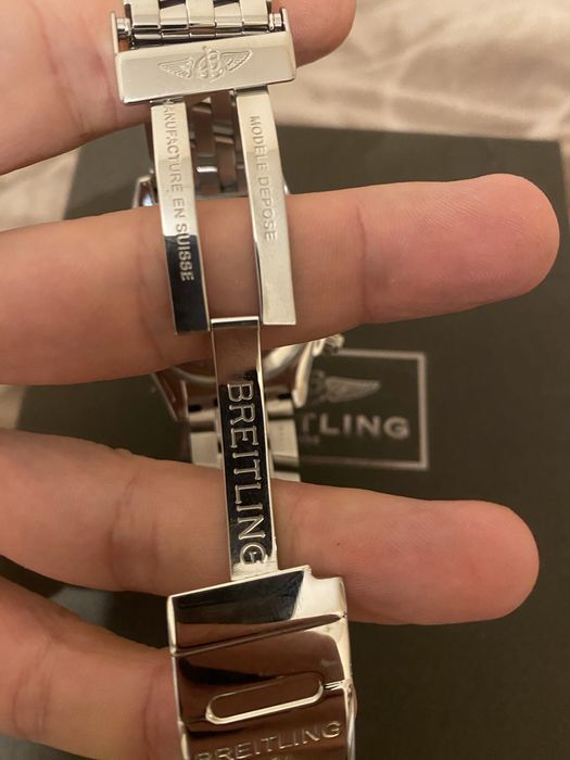 Продавам нов Breitling - Chronomat A13356