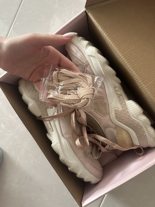 Маратонки runners