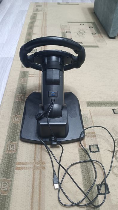 Игровой руль с педалями и КПП