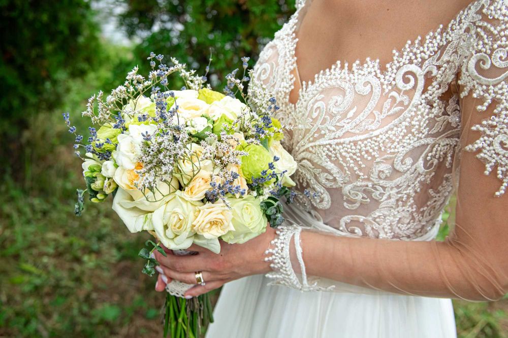 Rochie de mireasa din matase