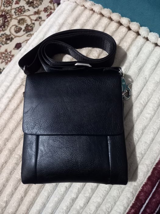 Продам барсетку и визитник обе б/у