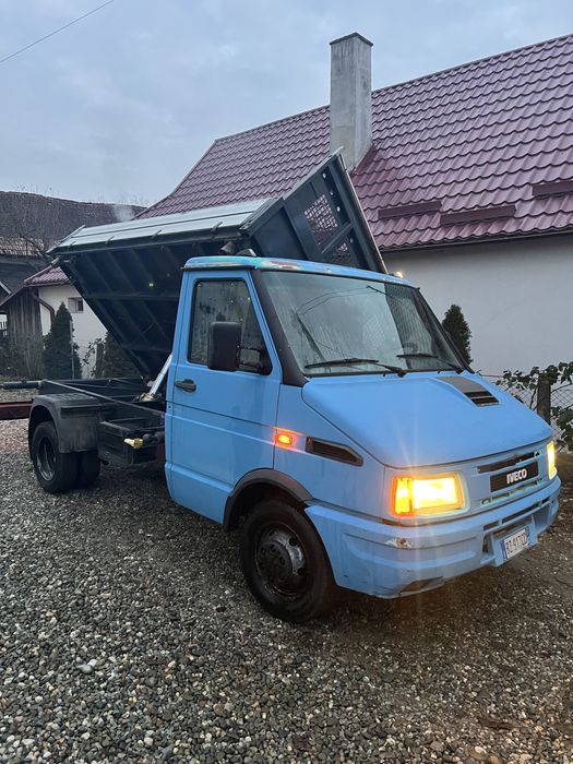 Iveco daily basculabil trilateral permis B