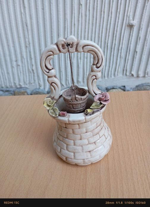 Порцеланов кладенец