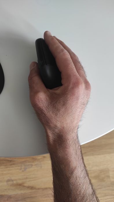 Мишка вертикална ергономична