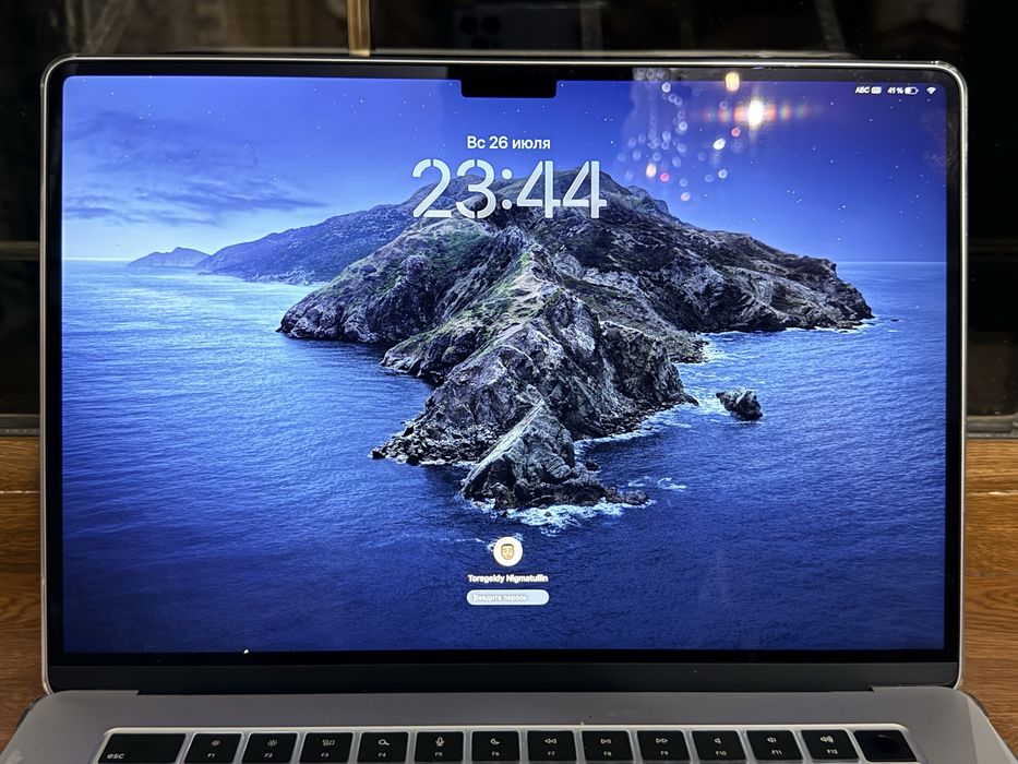 MacBook M4 15дюймов