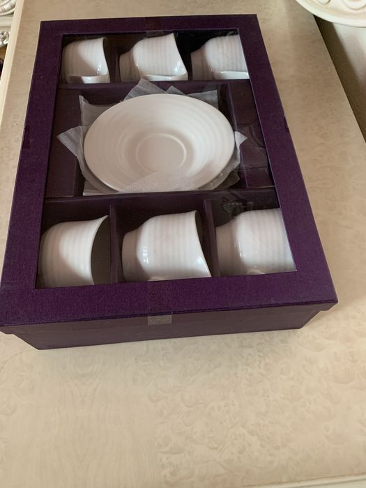 Набор НОВЫЙ  6 чашек с блюдцами