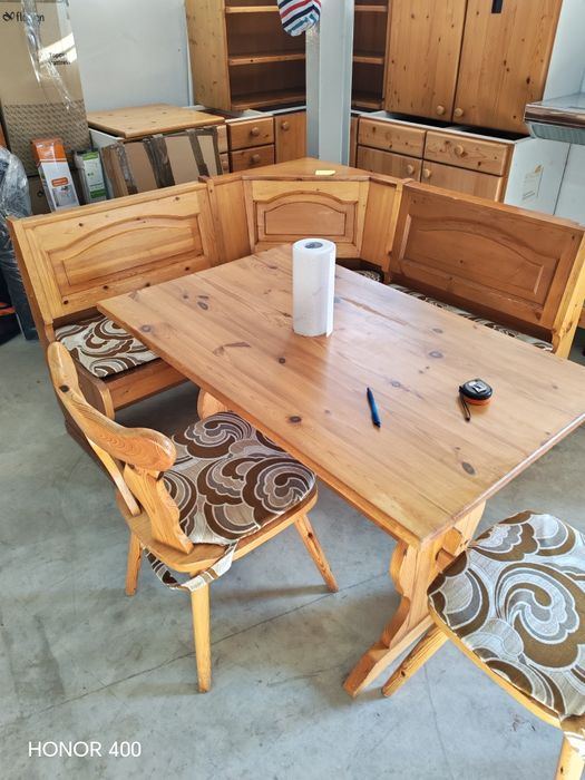 Colțar de Bucătărie - Masă cu Scaune - Lemn Masiv - Mobila Germania