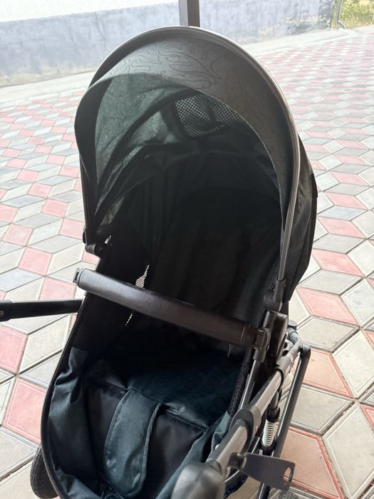 Продам детскую коляску