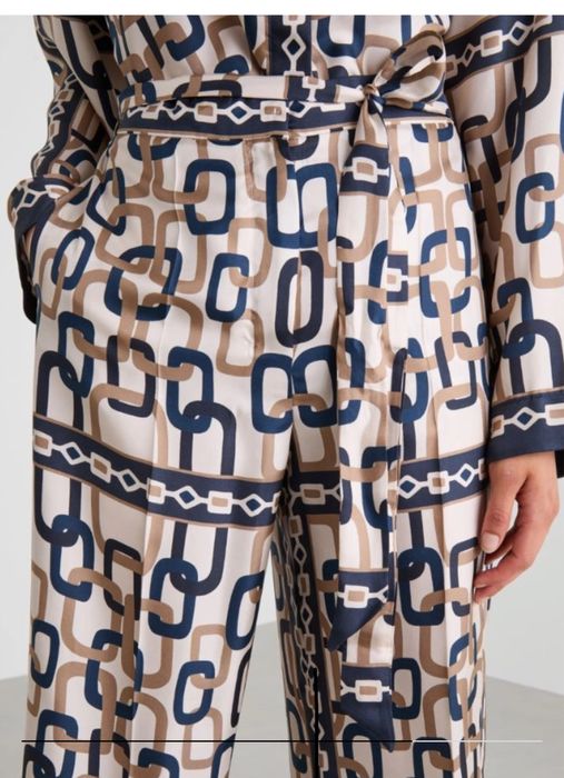 Шелковый костюм Макс мара