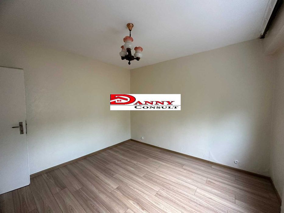 Продава се Двустаен апартамент в Горна Оряховица - 63 кв.м за 818 €/кв.м - Снимка #1