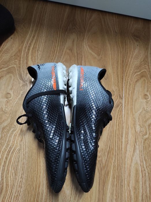 Adidași fotbal Nike mercurial 43