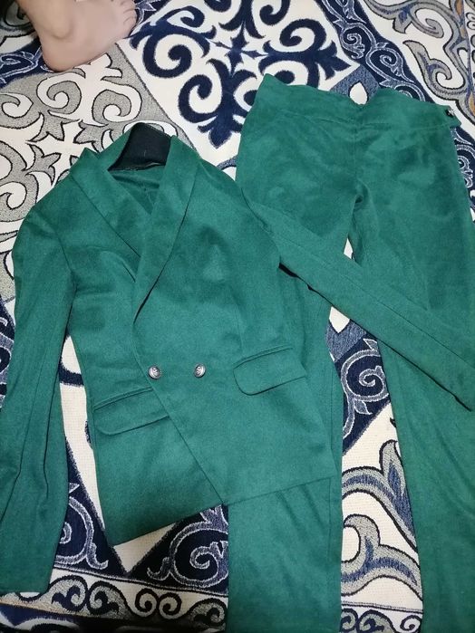 Продам женские вещи