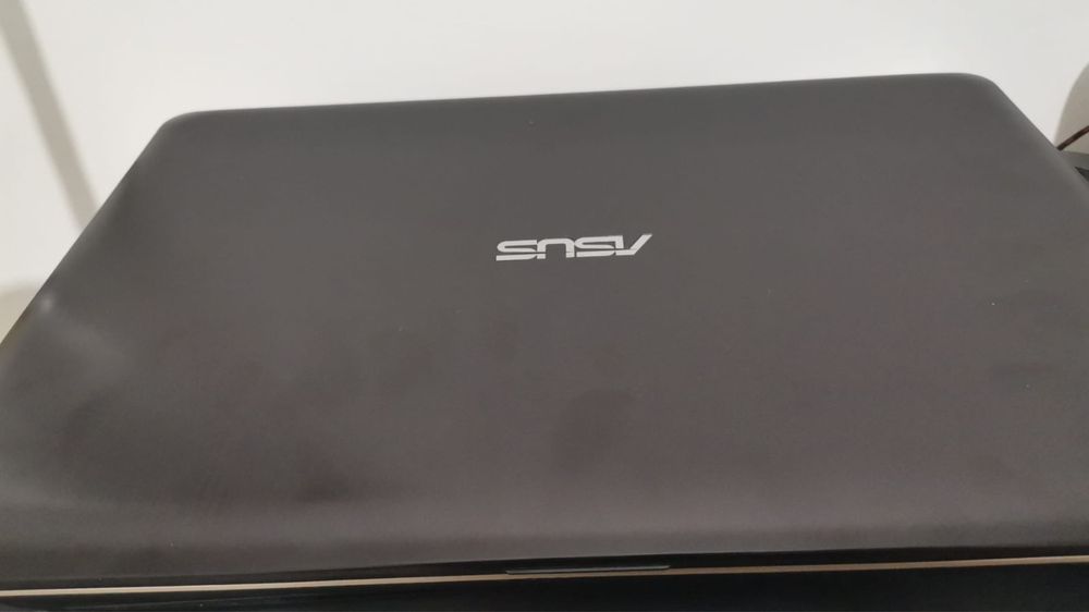 Продам Ноутбук Asus 40 000тг