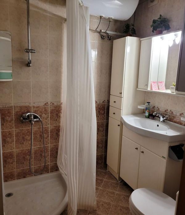 Дава се под наем Двустаен апартамент в София, Хиподрума - 65 кв.м за 600 € - Снимка #5