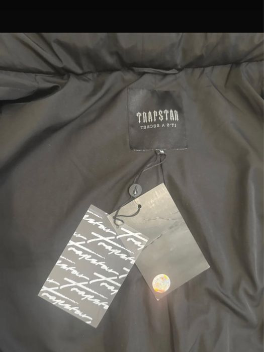 geaca trapstar neagra