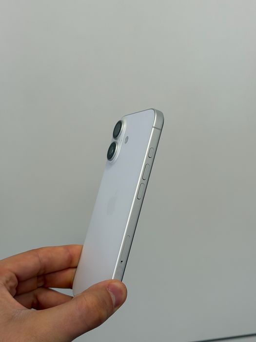 iPhone 16 перфектен