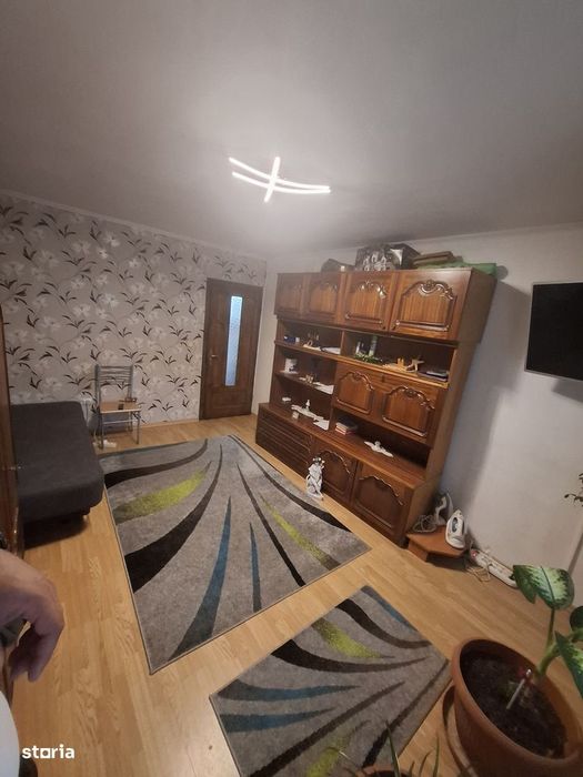 Apartament 2 camere -parter – Zona Dacia, Râmnicu Vâlcea