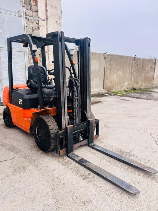 Вилочный погрузчик кара автокара автопогрузчик