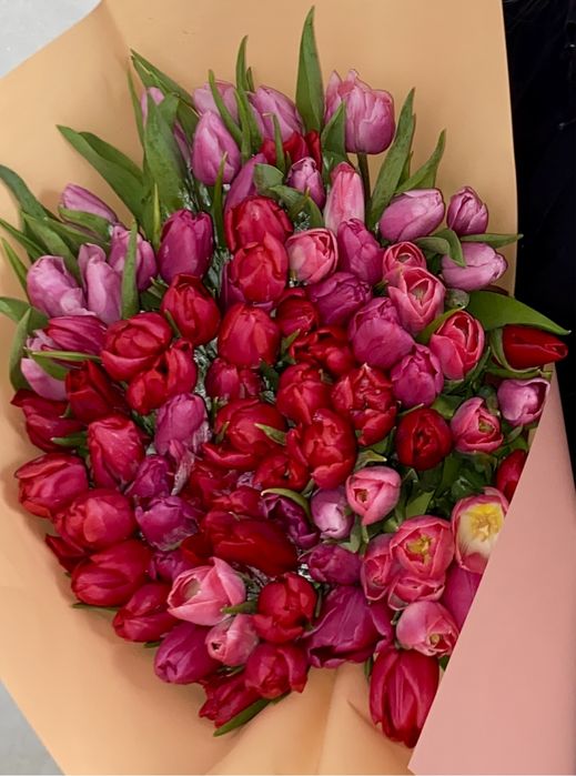 букет цветов 81 шт