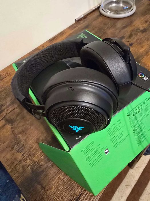 PC Gaming i7 8700 + RX 5700 XT + SSD – Stare Excelentă / Bonus Casti