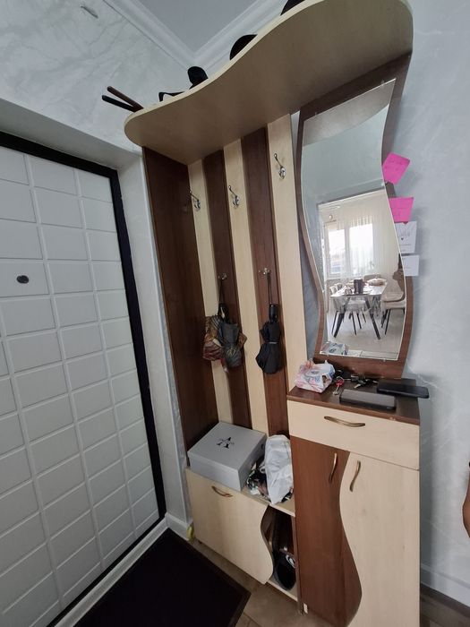 Шкаф для прихожий