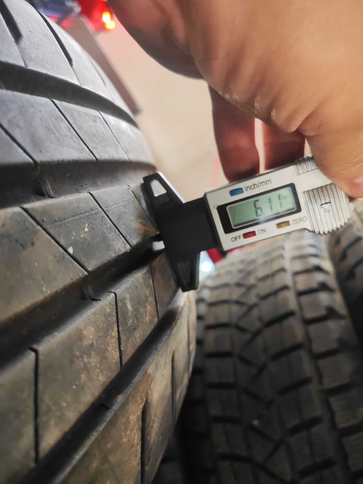 2бр. летни гуми 225/55/19 Bridgestone