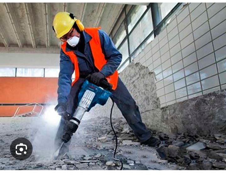 Ломаем бетон отбойник.бетон бузиш