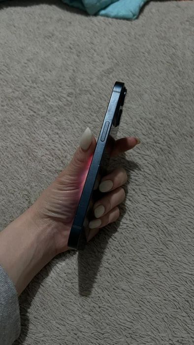 Продаю IPhone 14, 256гб