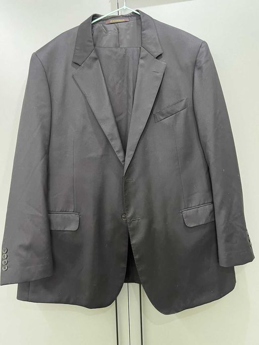 Мужской костюм..