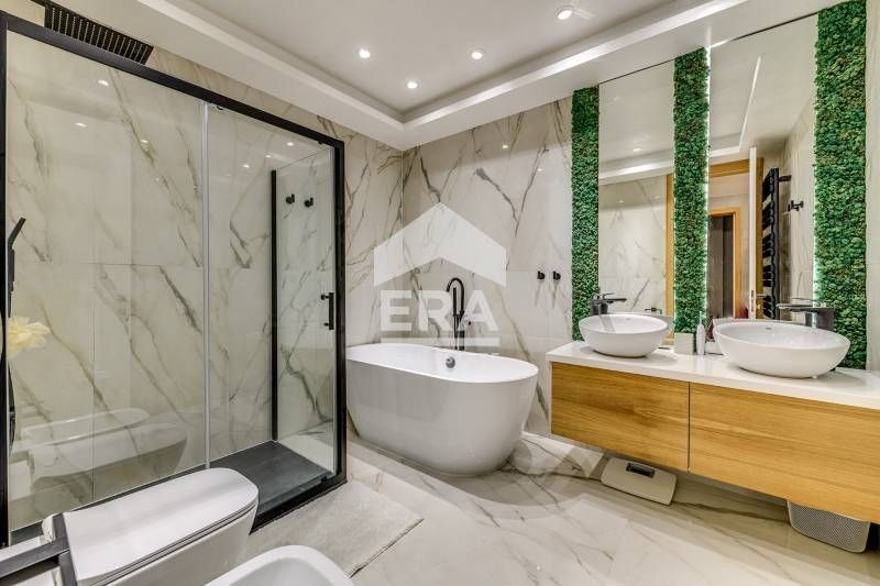 Продава се Тристаен апартамент в София, Манастирски ливади - 152 кв.м за 1762 €/кв.м - Снимка #2