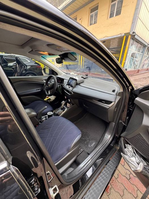 Tracker premier 2022 yil