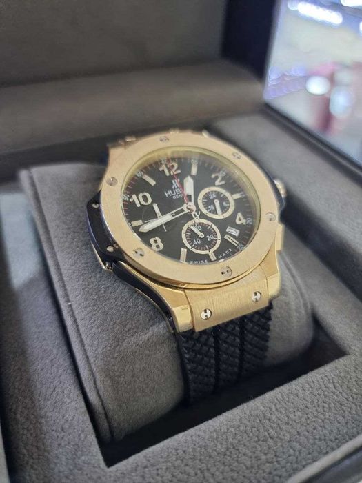 Продаю дорогие золотые часы HUBLOT