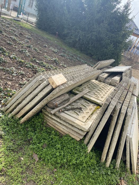 Vând gard din beton