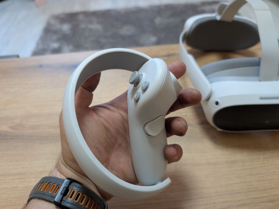 VR headset Pico 4