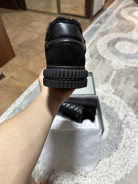 Обувь. Кроссовки Baldinini