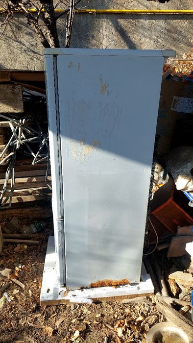 Холодильник бирюса