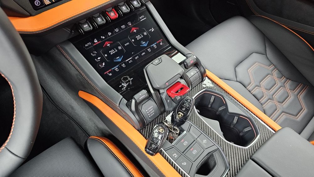 Lamborghini Urus 4.0 V8 SE