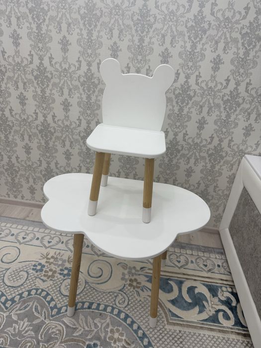 Продам детский столики