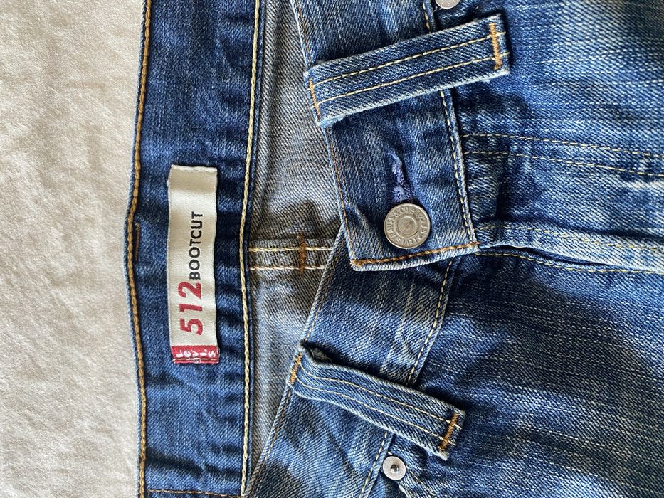Levis flared дънки от 2к ерата