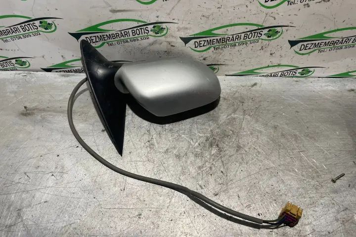 Oglinda dreapta Skoda Fabia 2003 1.2 HTP MT (64 hp)