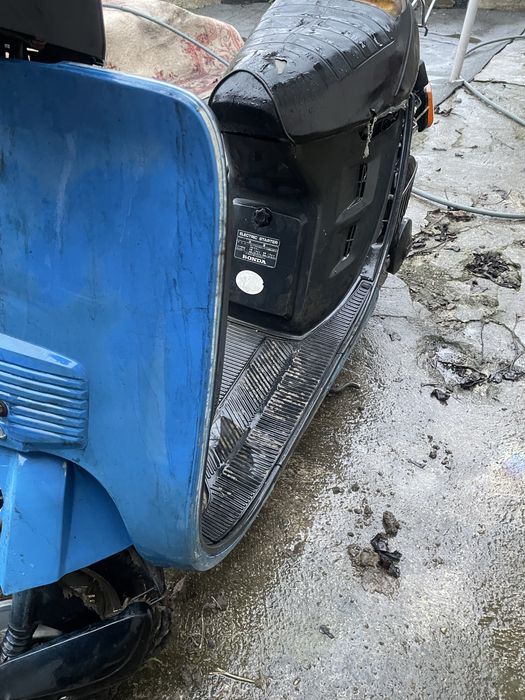 Хонда леад Honda Lead50