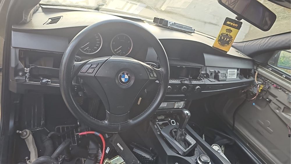 Dezmembrez E60/E61, E90/E91, F10/F11