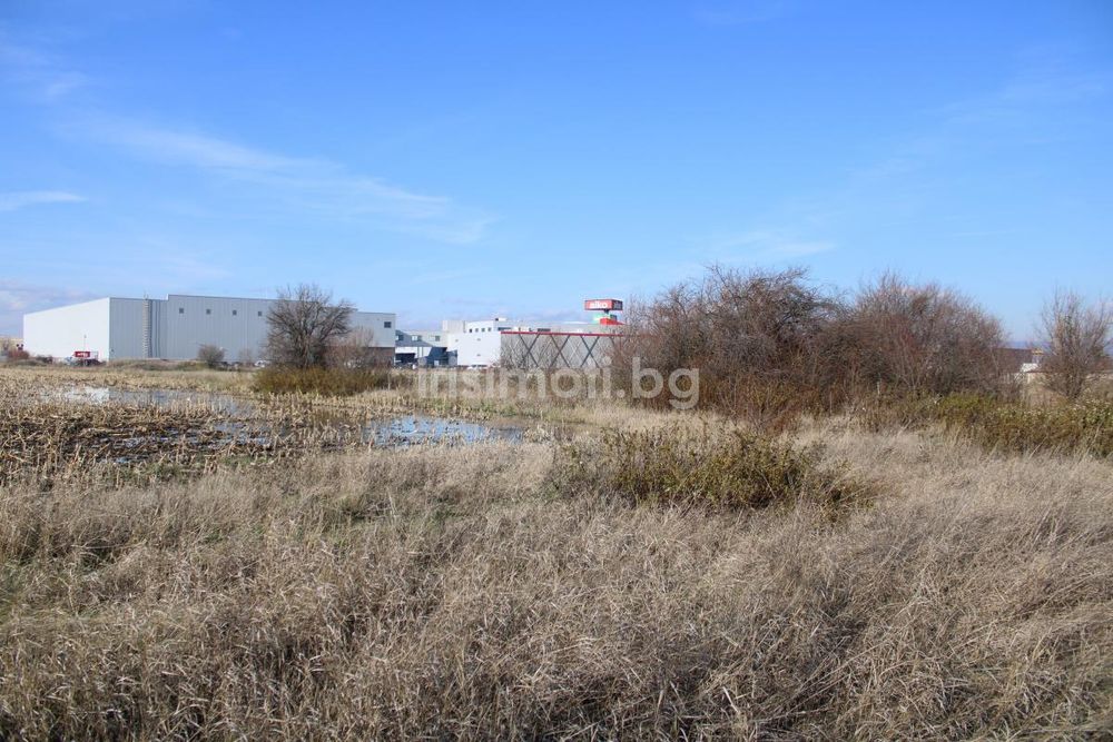 Продава се Парцел в София, Република - 886 кв.м за 46 €/кв.м - Снимка #2