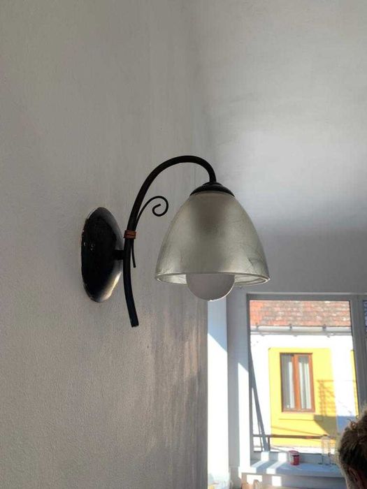 Lustra suspendata + aplica de perete