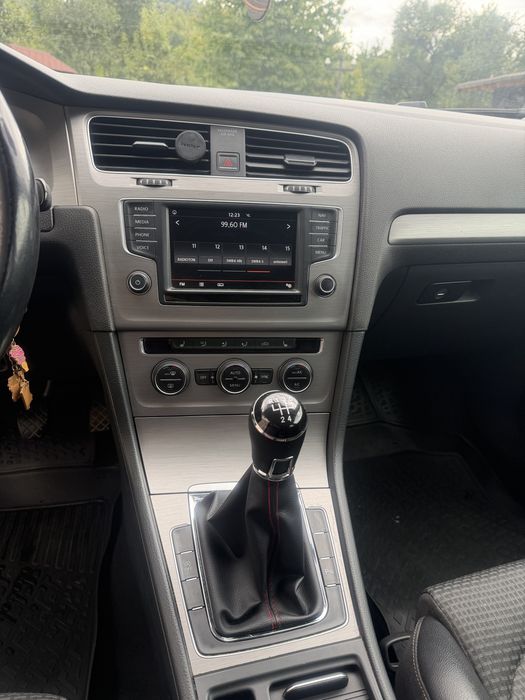 VOLKSWAGEN Golf 2015 — imagine 3