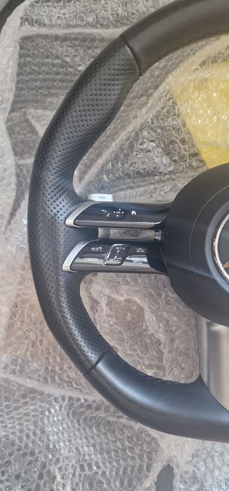 Volan mercedes amg merge pe orice model dupa 2022 e clas c clas s clas